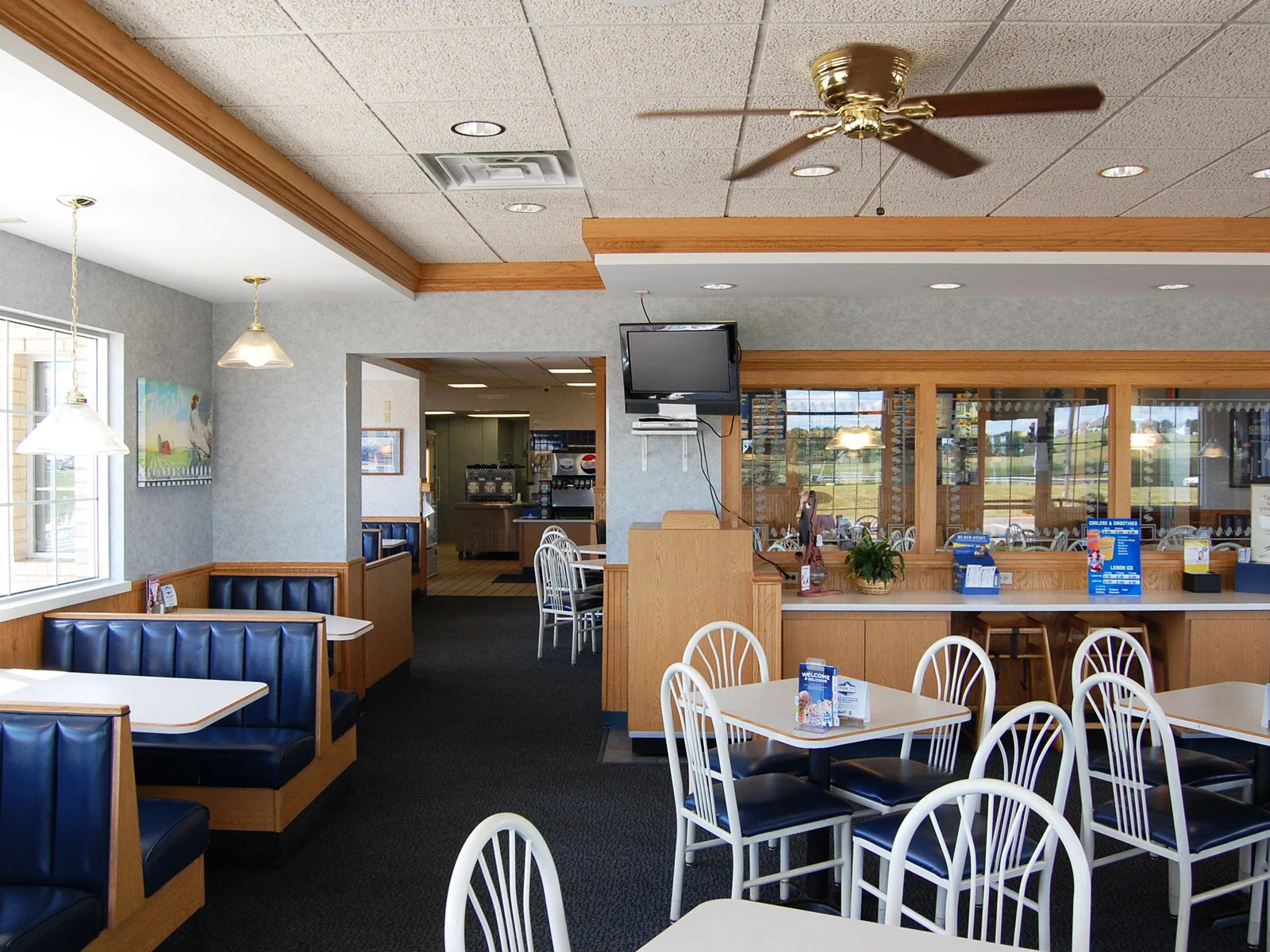 Culver's Waunakee interior