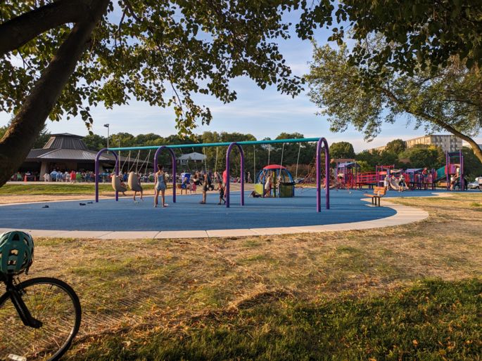 2023 rennebohm inclusive playground (4)
