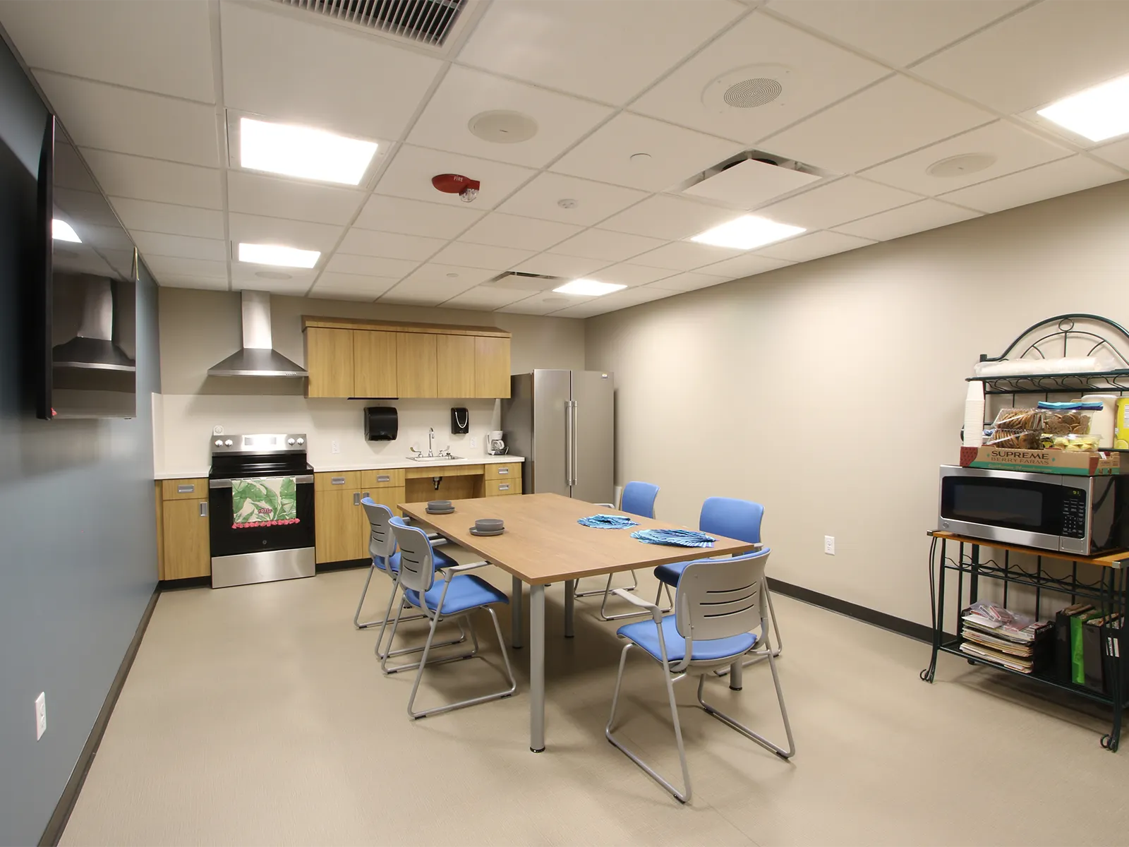 CWC Building 6 - kitchen